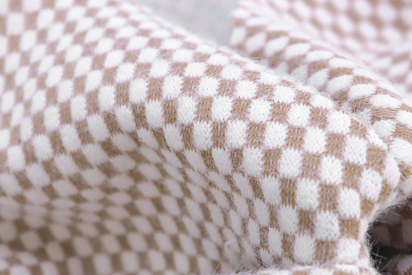 Трикотаж "Альпака" жаккард/клетка бело-персиковая 3761-PY/D#1/C#4