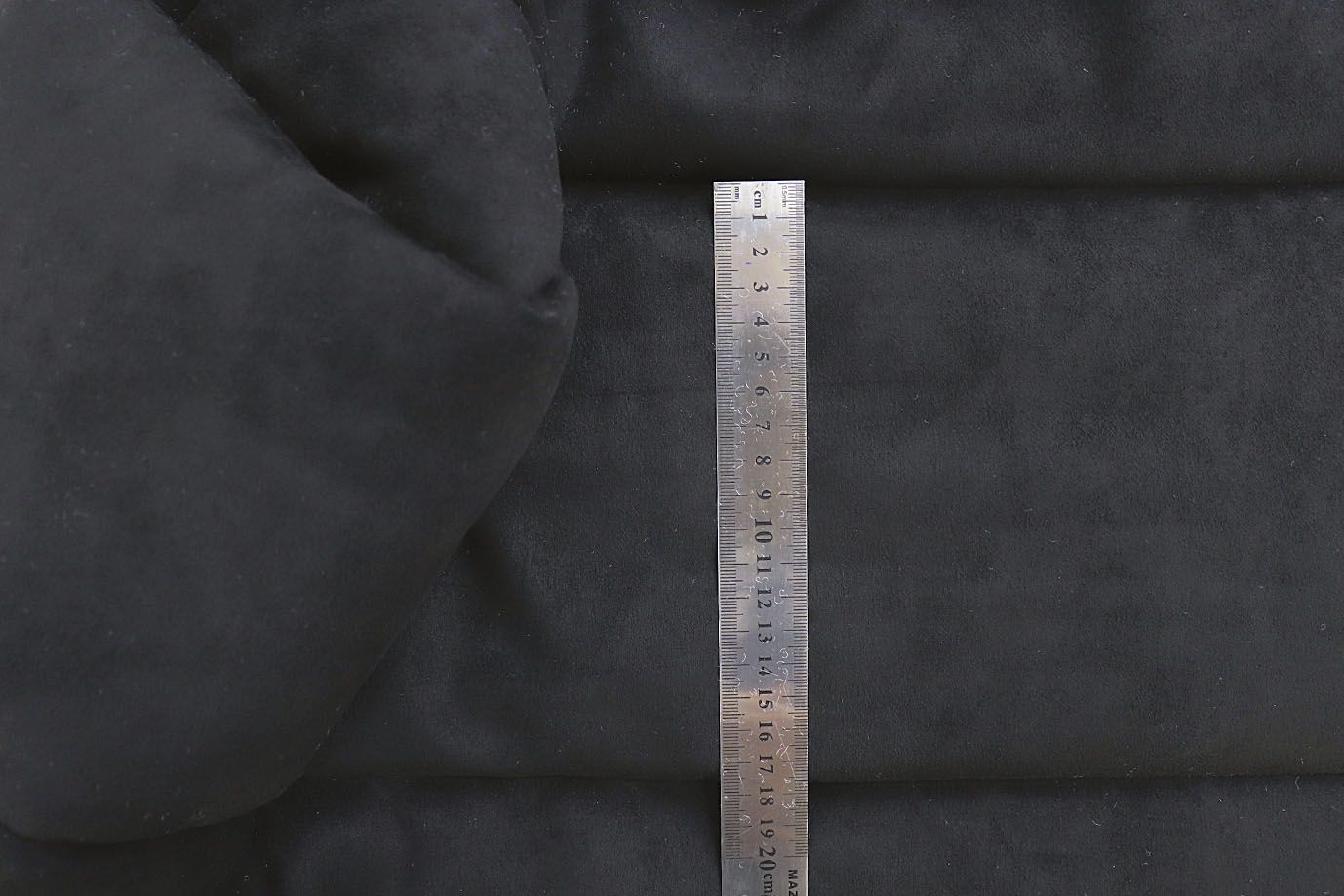 Ткань простеганная "Полоска"/черный 1376-PY/12+CC300