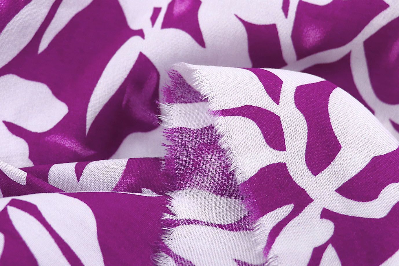 Штапель принт/цветы белые на фиолетовом 1382-PY/D#3/C#3