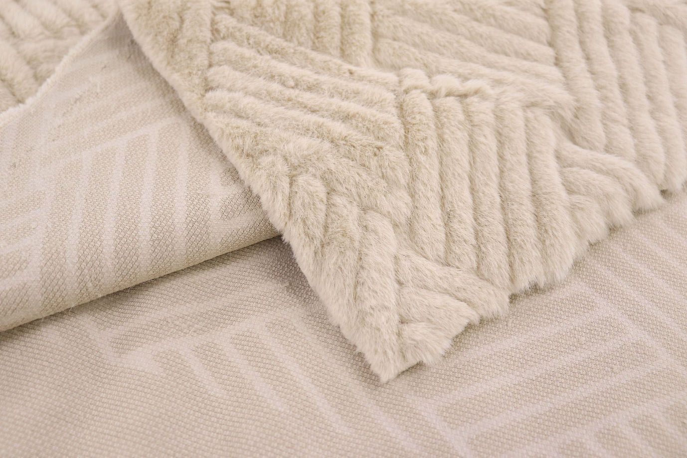 Искусственный мех "Норка"/бежевый 289-230215V5/C#4 (4203)