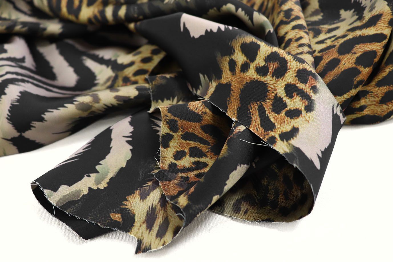 Сатин "Шакира" стрейч двусторонний принт/черно-желтый на бежевом 3887-PY/D#2/C#1