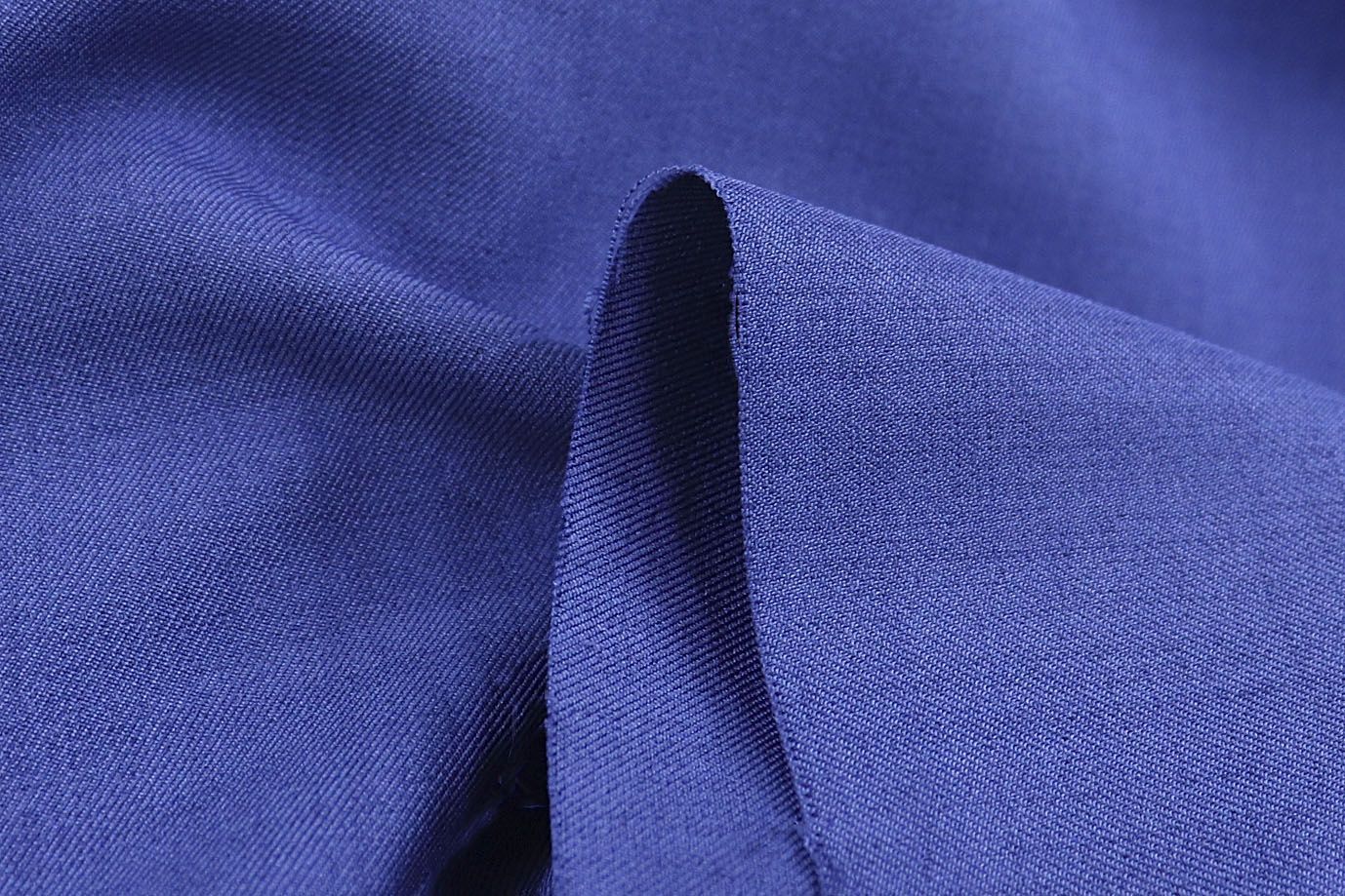 Костюмная ткань "Дорис"/электрик 1462-PY/C#12