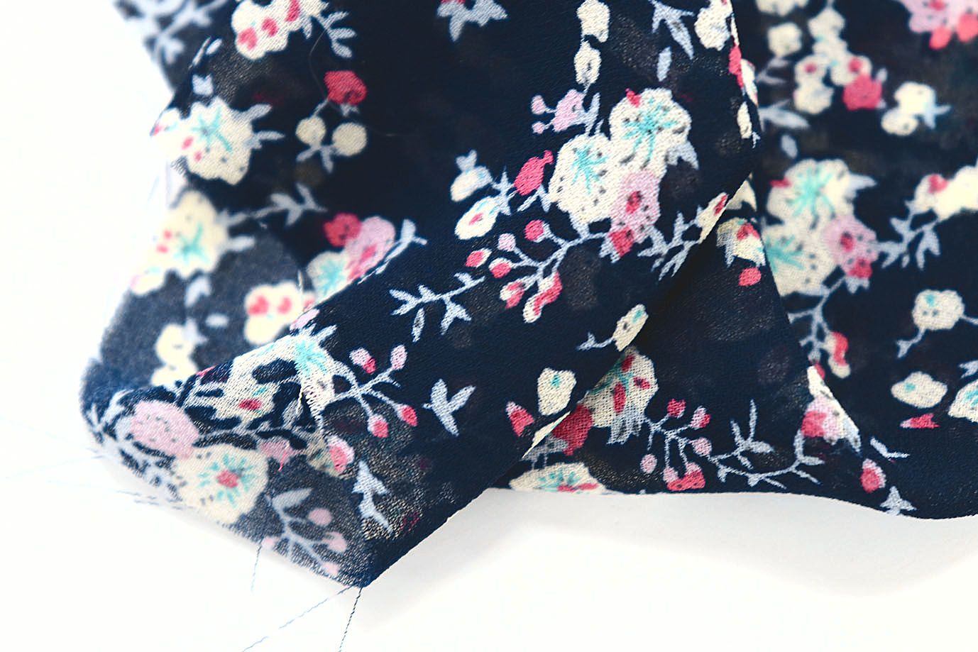 Шифон креп принт/цветы бело-розовые на черном 3639-PY/D#7/C#1