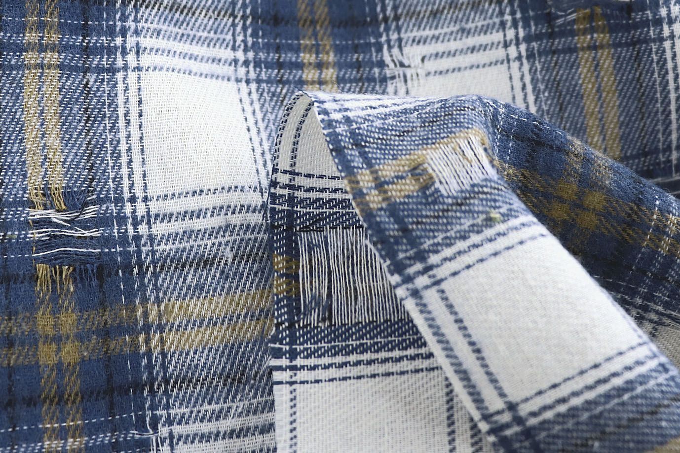 Рубашечная ткань рваная принт/клетка желто-синяя на белом 1420-PY/C#2