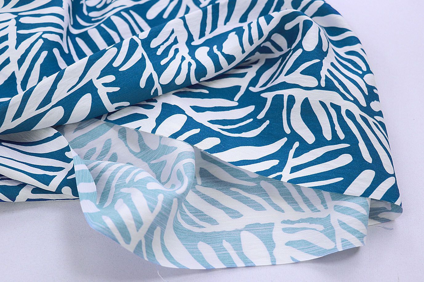 Лен N/R слаб принт/сине-белый 3826-PY/D#1/C#2