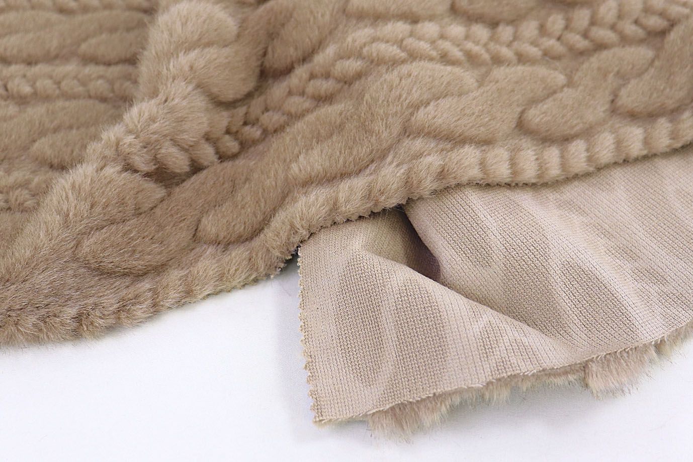 Искусственный мех "Норка" косичка/капучино AP231211149/D#305-3YG1549/C#3YG1940