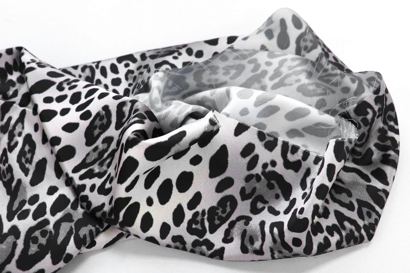 Шелк принт/леопард черно-серый на белом 3881-PY/D#1/C#3