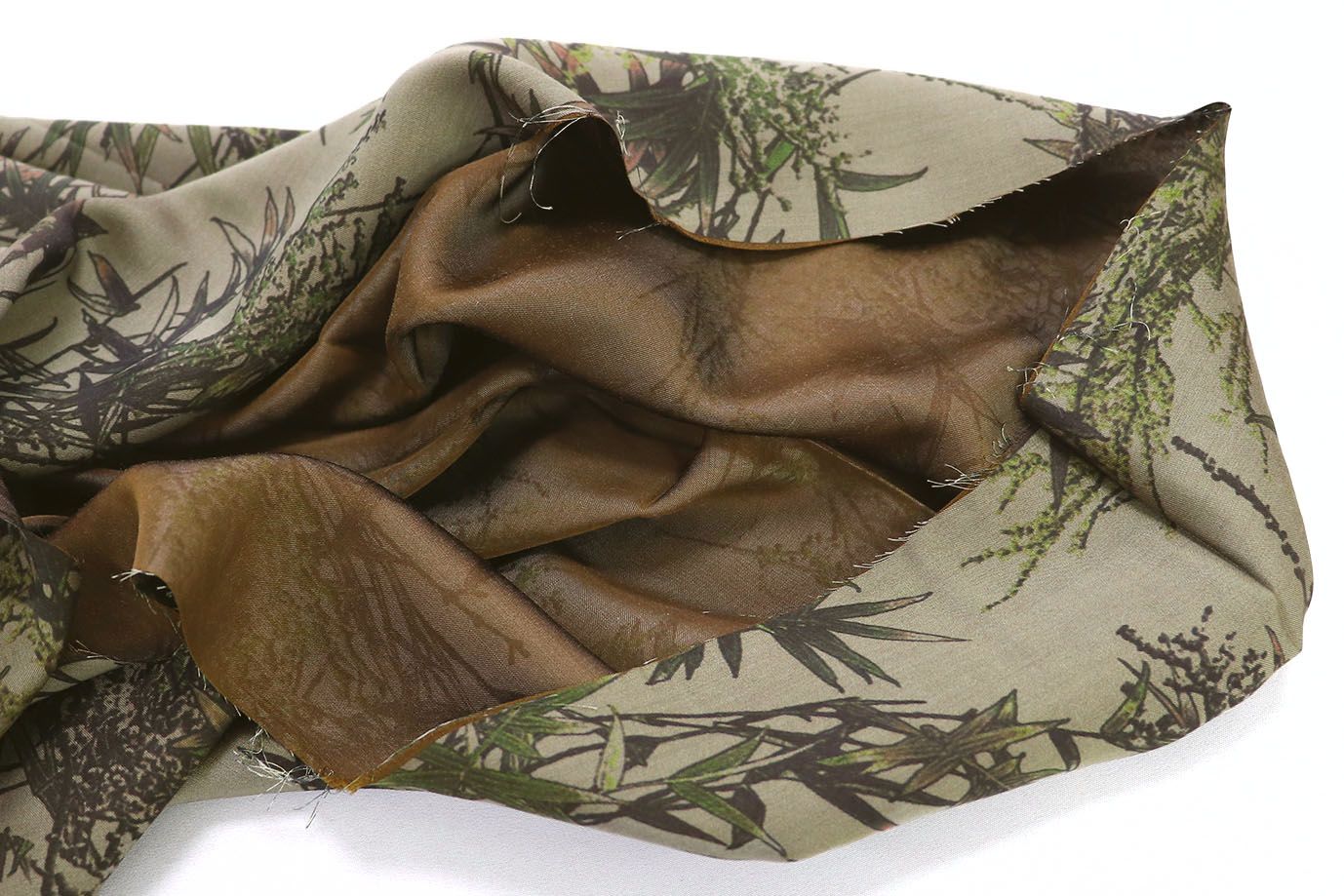 Сатин "Морокко" принт/листья зеленые на бежевом 3888-PY/D#7/C#4