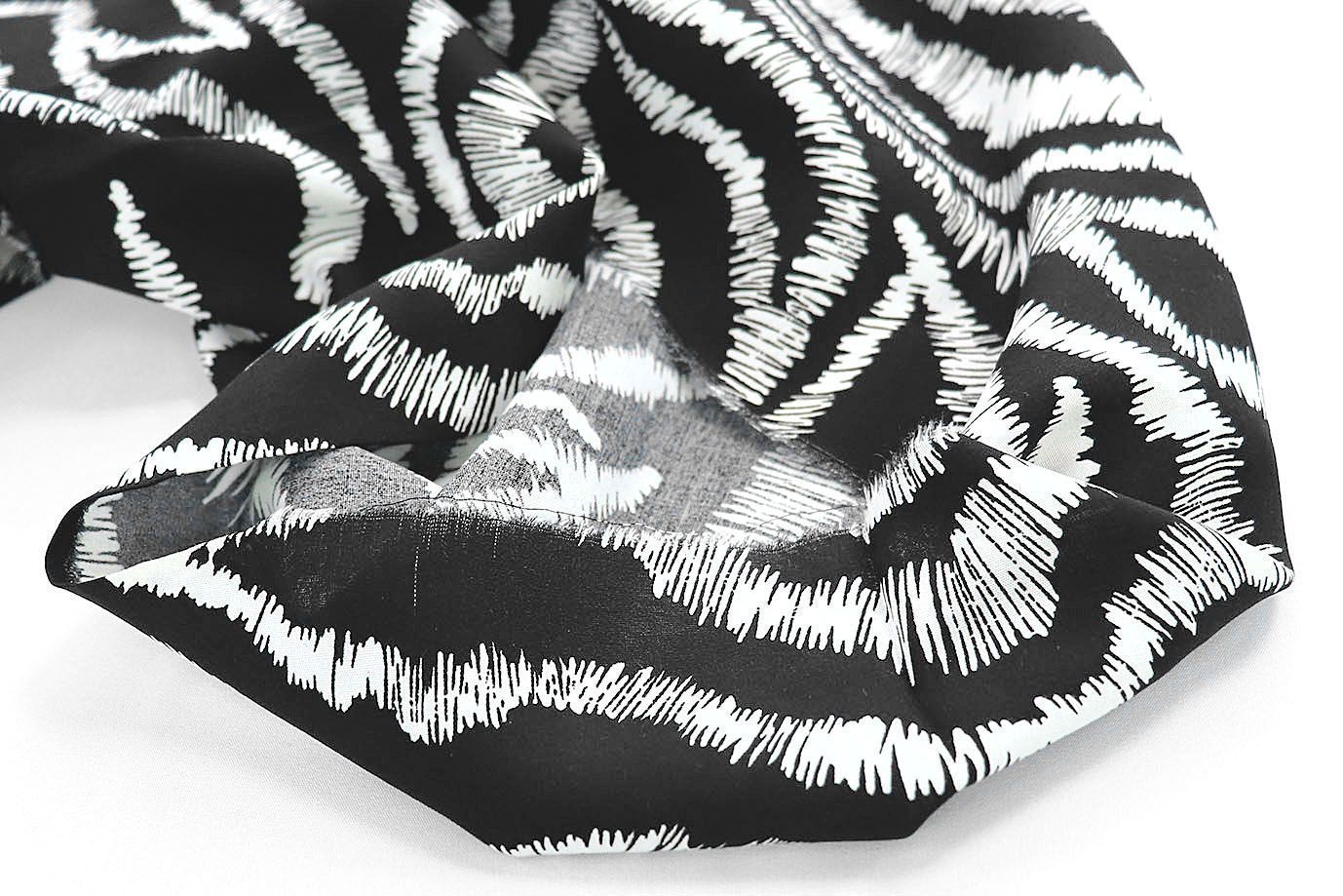 Штапель принт/бело-черный 1374-PY/D#15/C#9