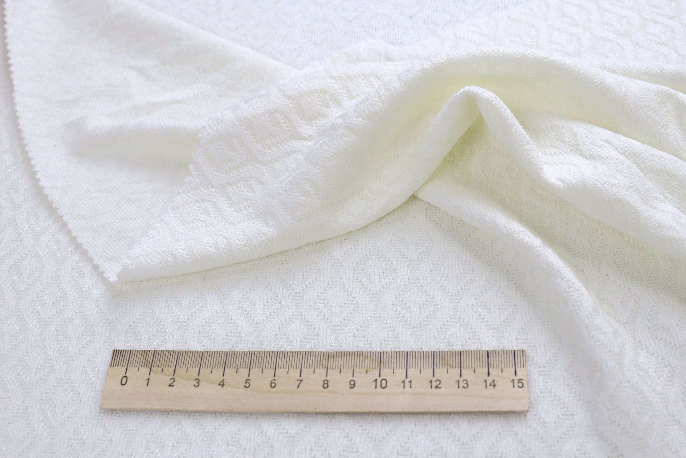 Трикотаж жаккард/молочный 3994-PY/D#1/C#1