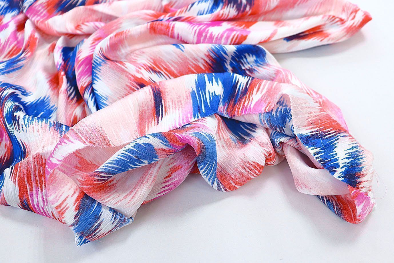 Сатин "София" креш принт/сине-розовый на белом 3608-PY/D#3/C#3