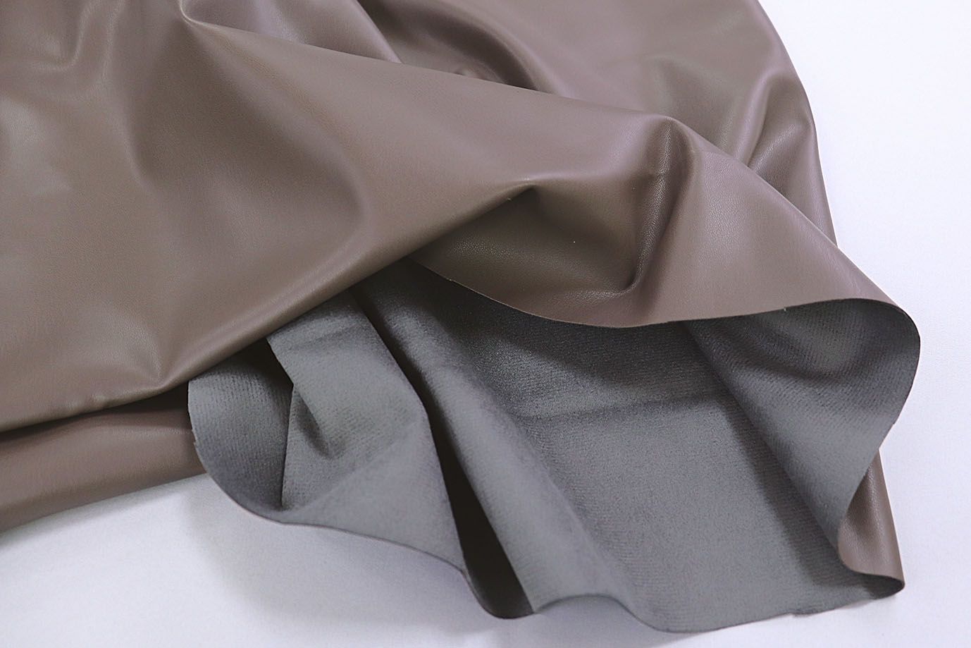 Кожа на замше стрейч/капучино SSR-852/C#4 (DT17362)