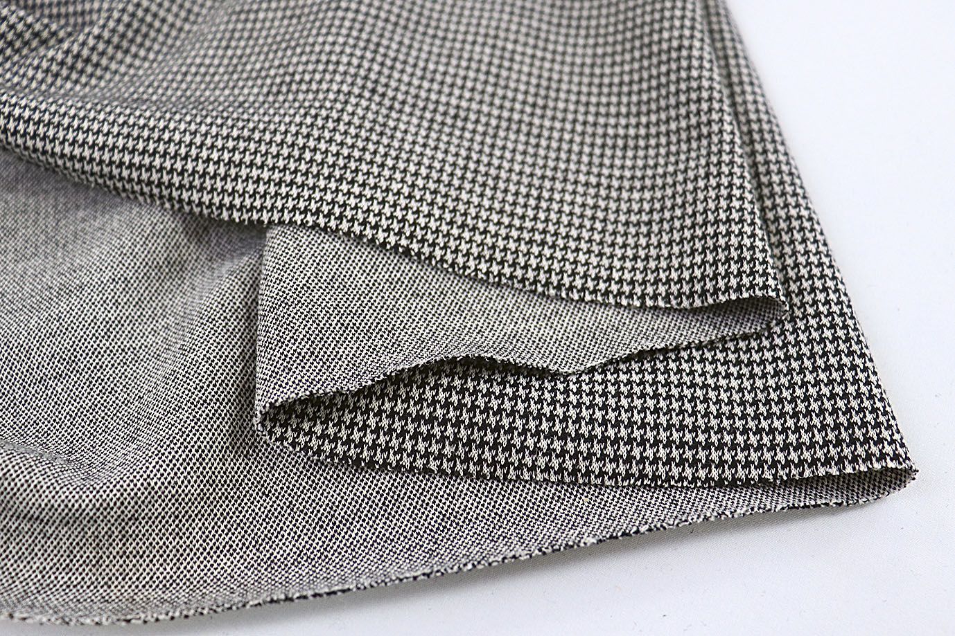 Трикотаж жаккард принт/черно-белый 22323/C#1