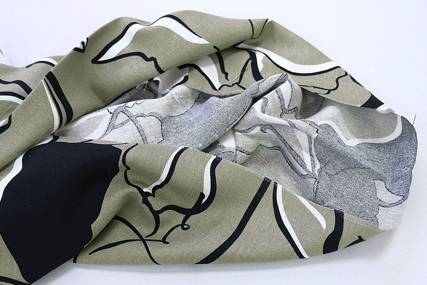 Лен принт/цветы черно-белые на болотном 3852-PY/D#2/C#2