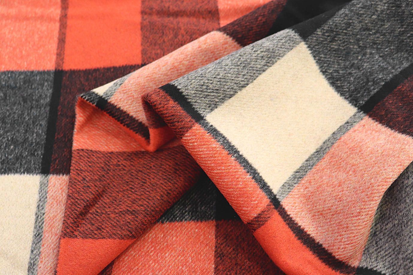 Пальтовая ткань "Микроворса" принт/клетка черно-коралловая на бежевом 778-90135/C#8008-2