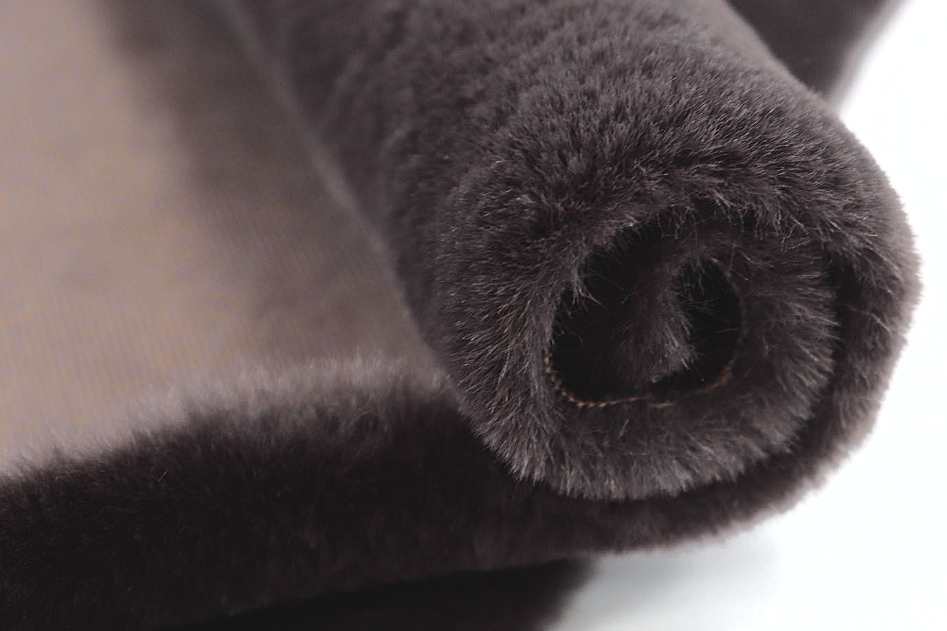 Искусственный мех "Кролик"/коричневый AP231206140+EL/D#3062207/C#2306