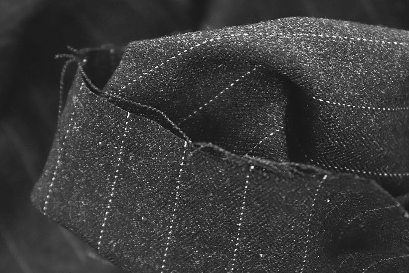 Костюмная ткань со стразами/черный VT-11807/D#1/C#3