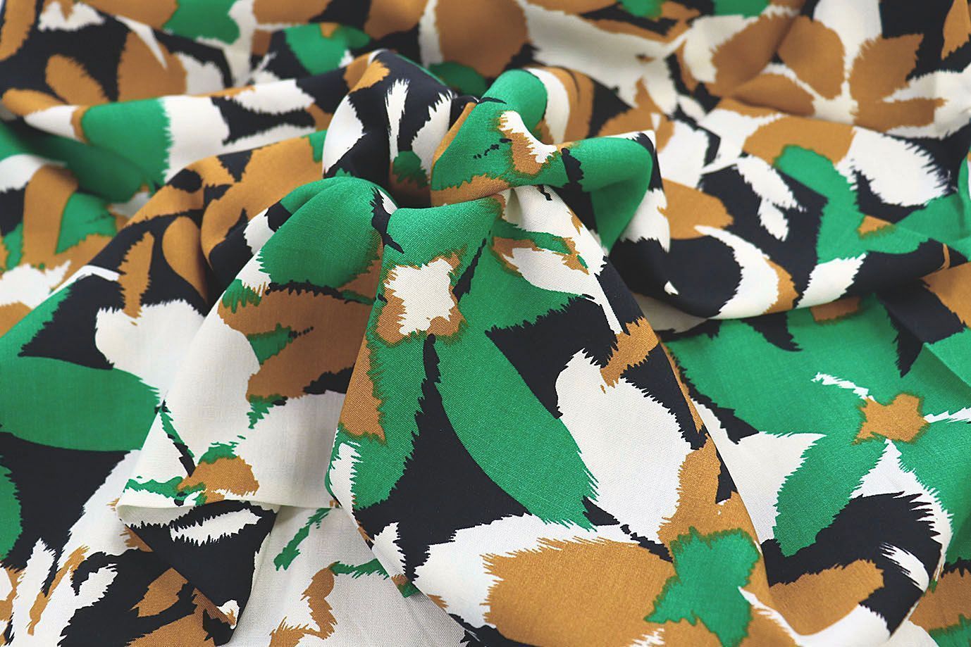 Штапель принт/цветы горчично-зеленые 1374-PY/D#13/C#3