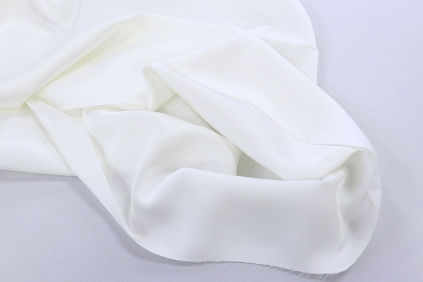 Сатин "Армани" Париж/белый 3776-PY/C#1