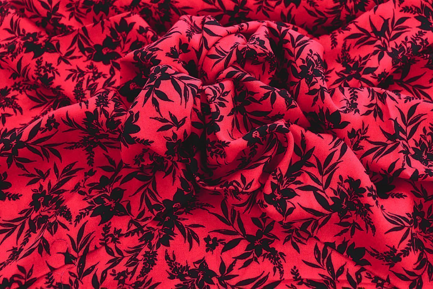 Штапель принт/цветы черные на красном 1374-PY/D#10/C#7