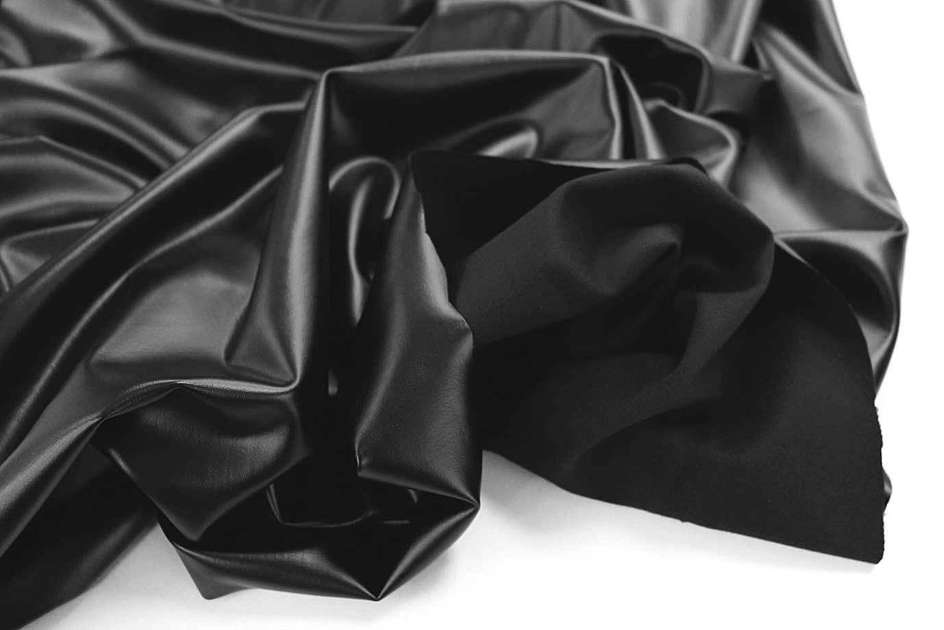 Кожа браш/черный VT-10789/C#1