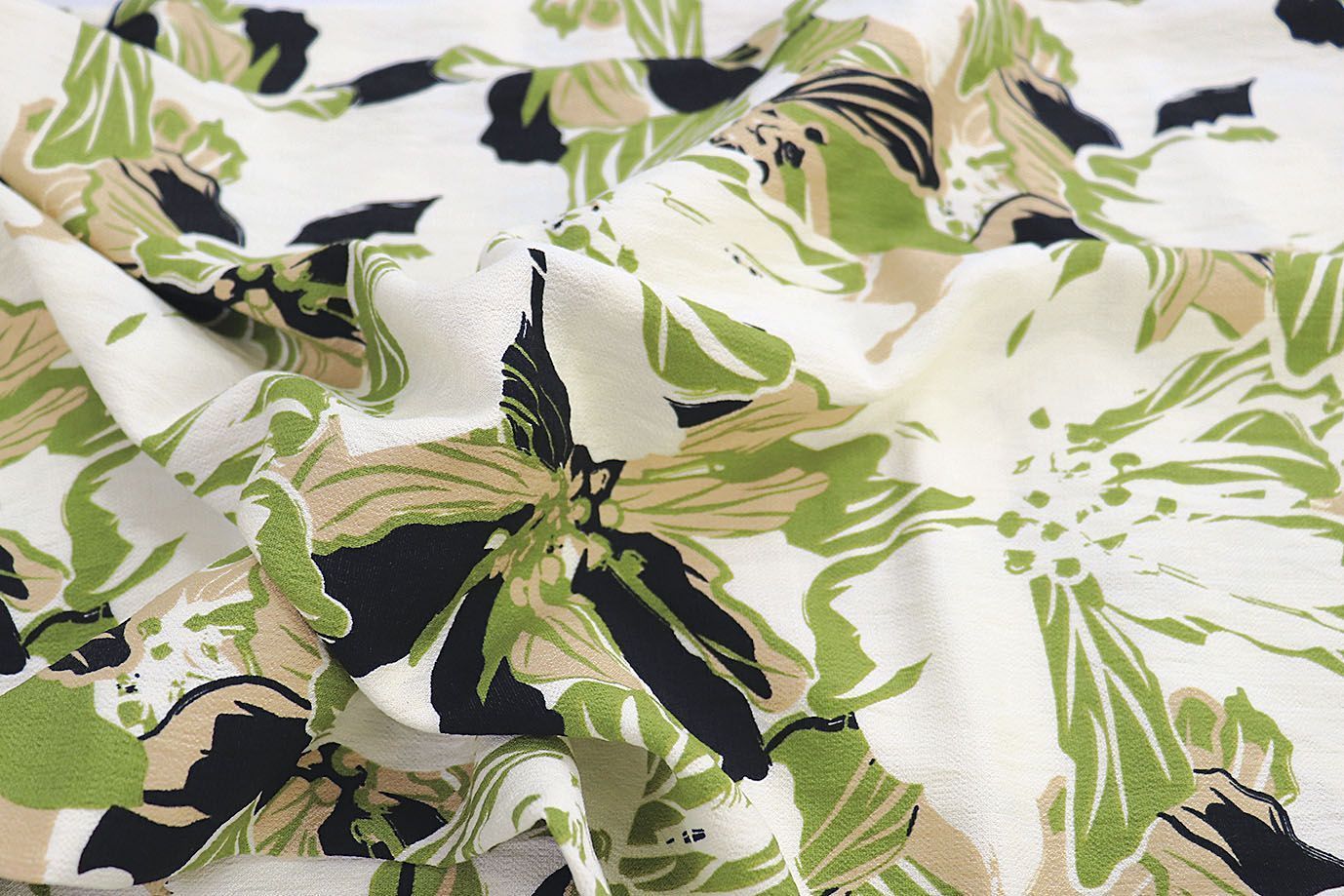 Лен БОХО принт/зелено-бежевый на белом 3857-PY/D#8/C#2