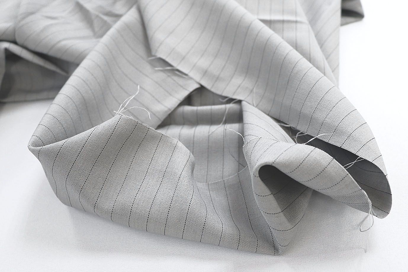 Костюмная ткань принт/полоска черная на светло-сером 3965-PY/D#2/C#2 (12103)