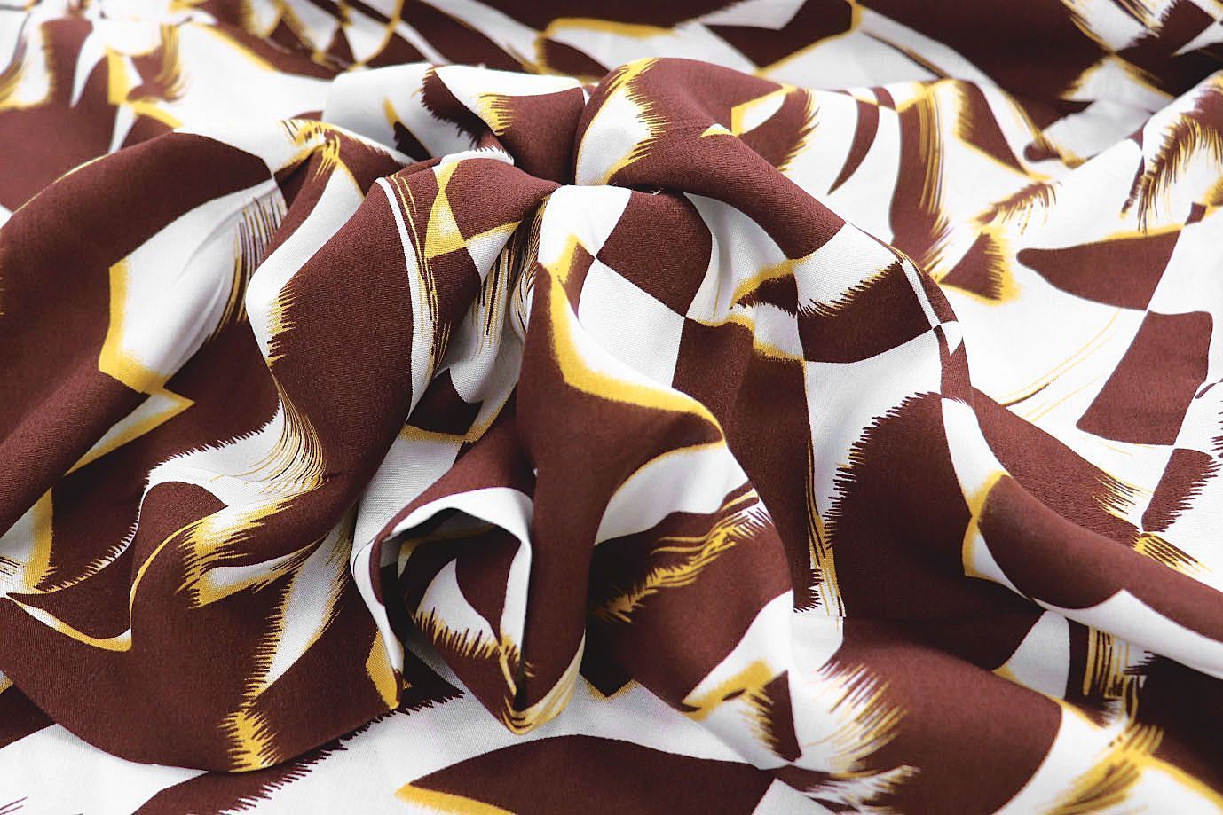 Штапель принт/коричнево-белый 1374-PY/D#18/C#8