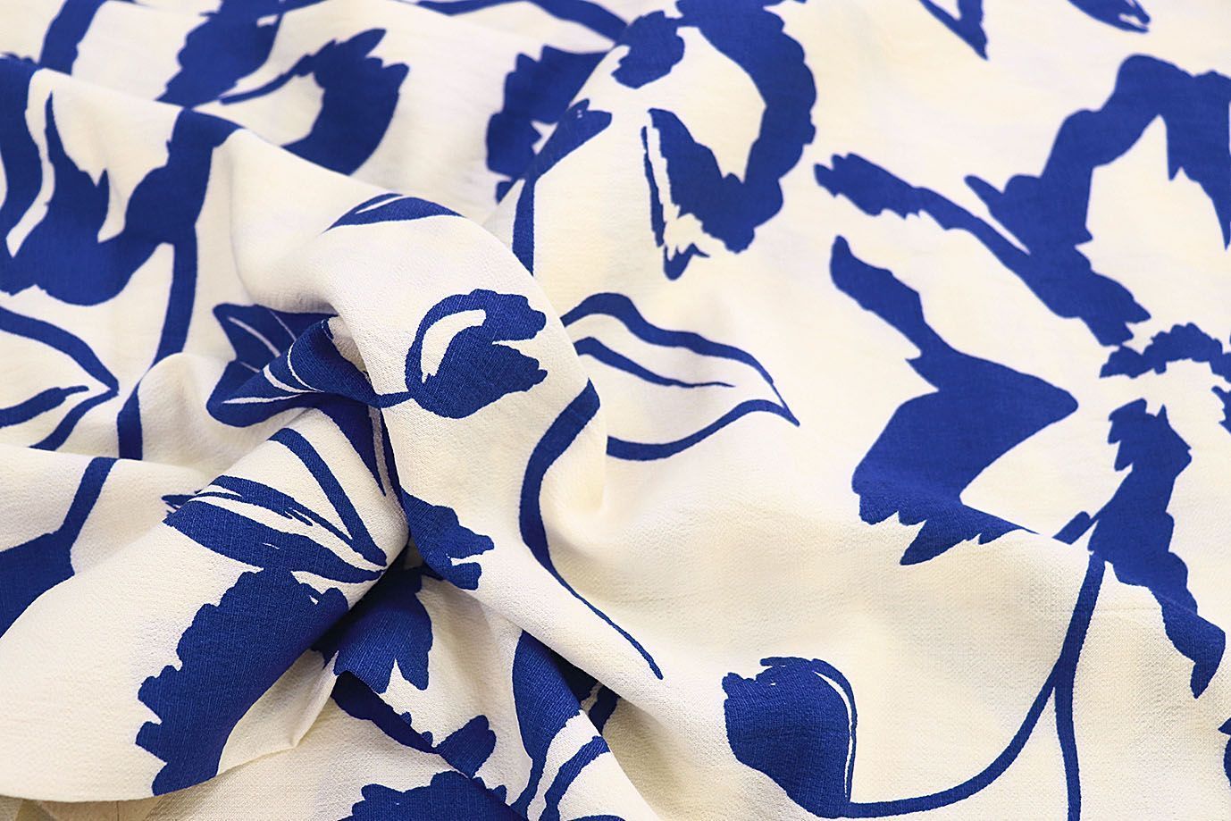 Лен БОХО принт/цветы синие на молочном 3857-PY/D#10/C#3