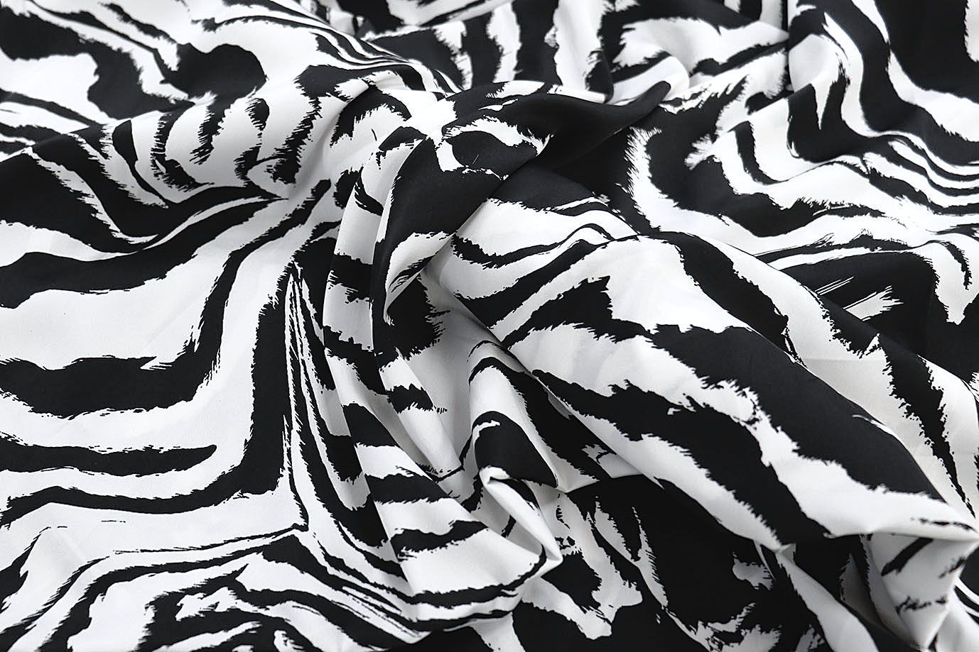 Сатин "Армани" принт/черно-белый 3853-PY/D#2/C#1