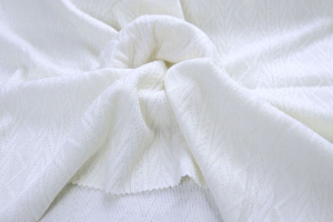 Трикотаж жаккард/молочный 3991-PY/D#1/C#1